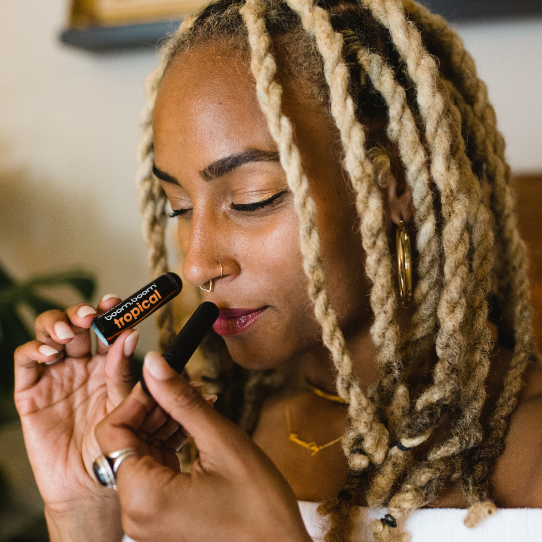 Essential Oil Inhalers: Uses, Benefits, & Best Products of 2025